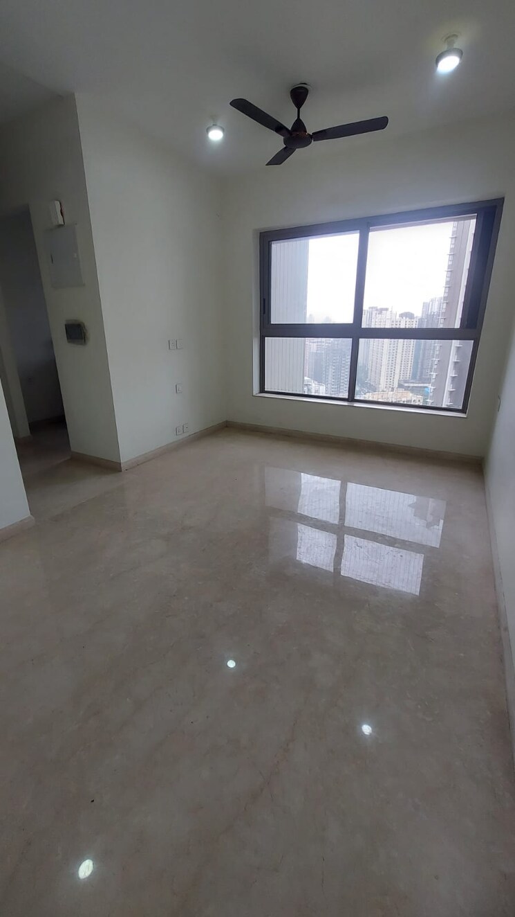 Room, kalpataru-paramount 2 Bedroom 527 Sq.Ft. Apartment In Kapur Bawdi Thane 8797679