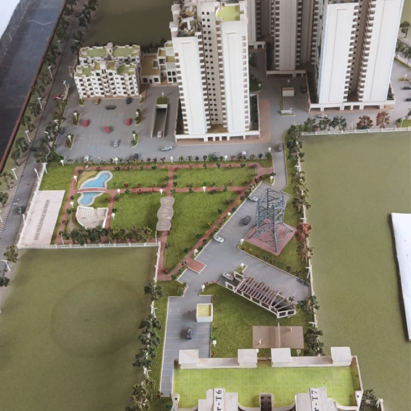 3.5 BHK + Servant Room Apartment For Sale in Pareena Coban Residences