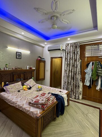 Bedroom in 3 BHK Apartment at Gaur 14th Avenue High Street, Sector 16c Greater Noida – for Rent