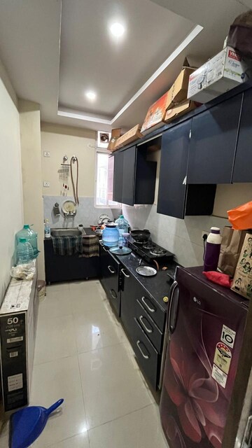Kitchen in 2 BHK Apartment at DLF City Phase IV, Dlf Phase iv – for Rent