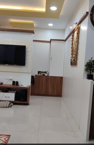 Furnished Amenities in 2 BHK Apartment at Sudhir Mandke Advantage CHS, Lulla Nagar – for Rent