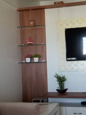 Furnished Amenities in 2 BHK Apartment at Sudhir Mandke Advantage CHS, Lulla Nagar – for Rent