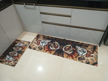 Furnished Amenities in 2 BHK Apartment at Sudhir Mandke Advantage CHS, Lulla Nagar – for Rent
