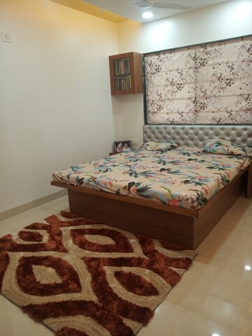 Bedroom in 2 BHK Apartment at Sudhir Mandke Advantage CHS, Lulla Nagar – for Rent