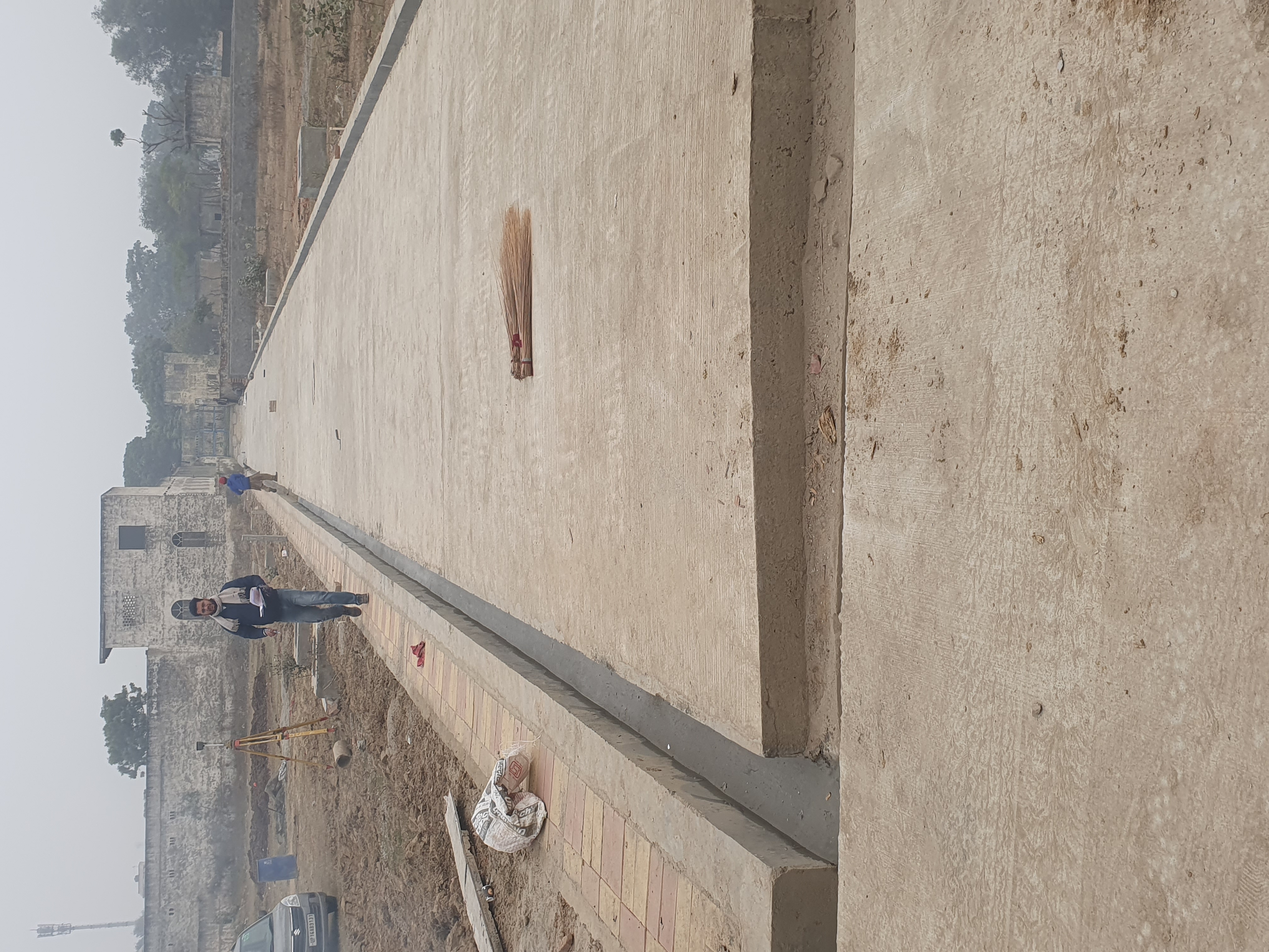 Plot For Sale in Galaxy Associates 