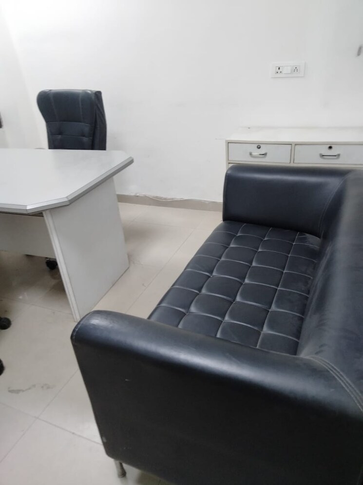 undefined, sector 3 Commercial Office Space 1200 Sq.Ft. In Sector 3 Noida 8797680