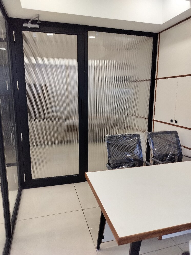 Room, avirat-silver-radiance-4 Commercial Office Space 1482 Sq.Ft. In Gota Ahmedabad 8797687