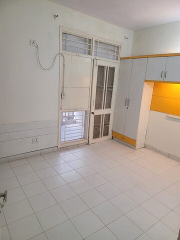 Bathroom in 2 BHK Builder Floor at Sector 57 – for Rent