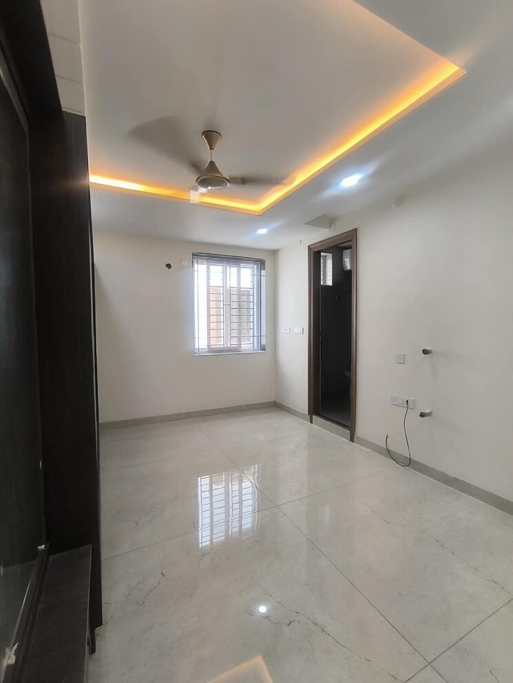 Room, begumpet 3 Bedroom 1900 Sq.Ft. Apartment In Begumpet Hyderabad 8797748