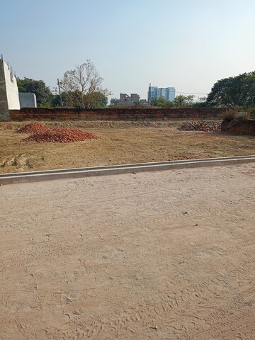  Plot For Sale in Naubasta Kala