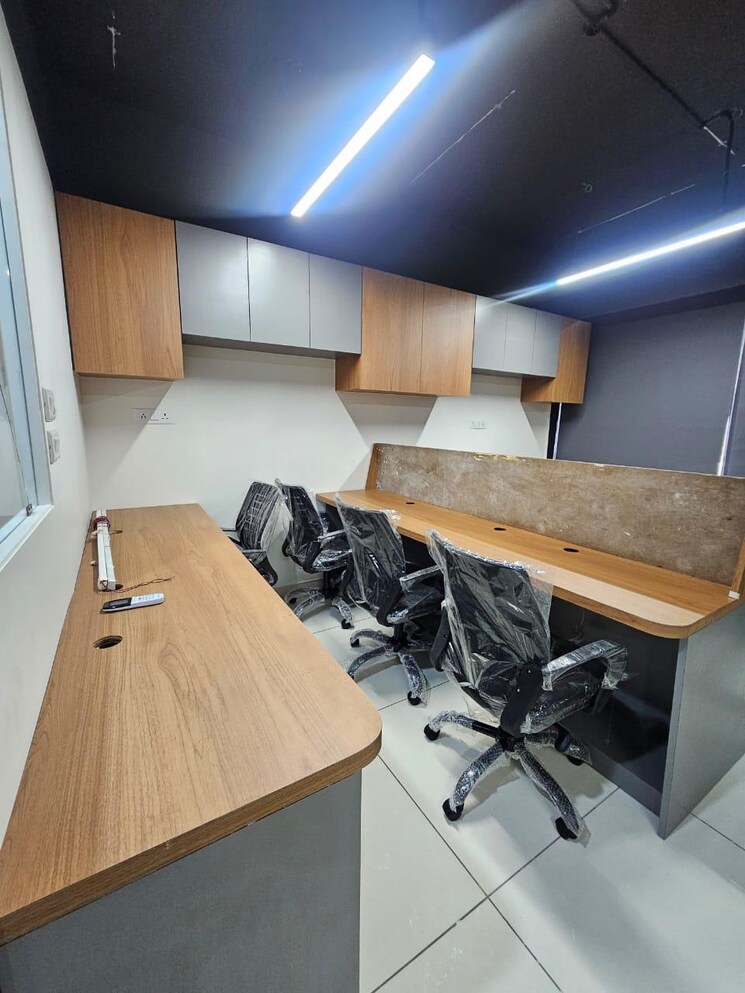 Team Area, avirat-silver-radiance-4 Commercial Office Space 741 Sq.Ft. In Gota Ahmedabad 8797786