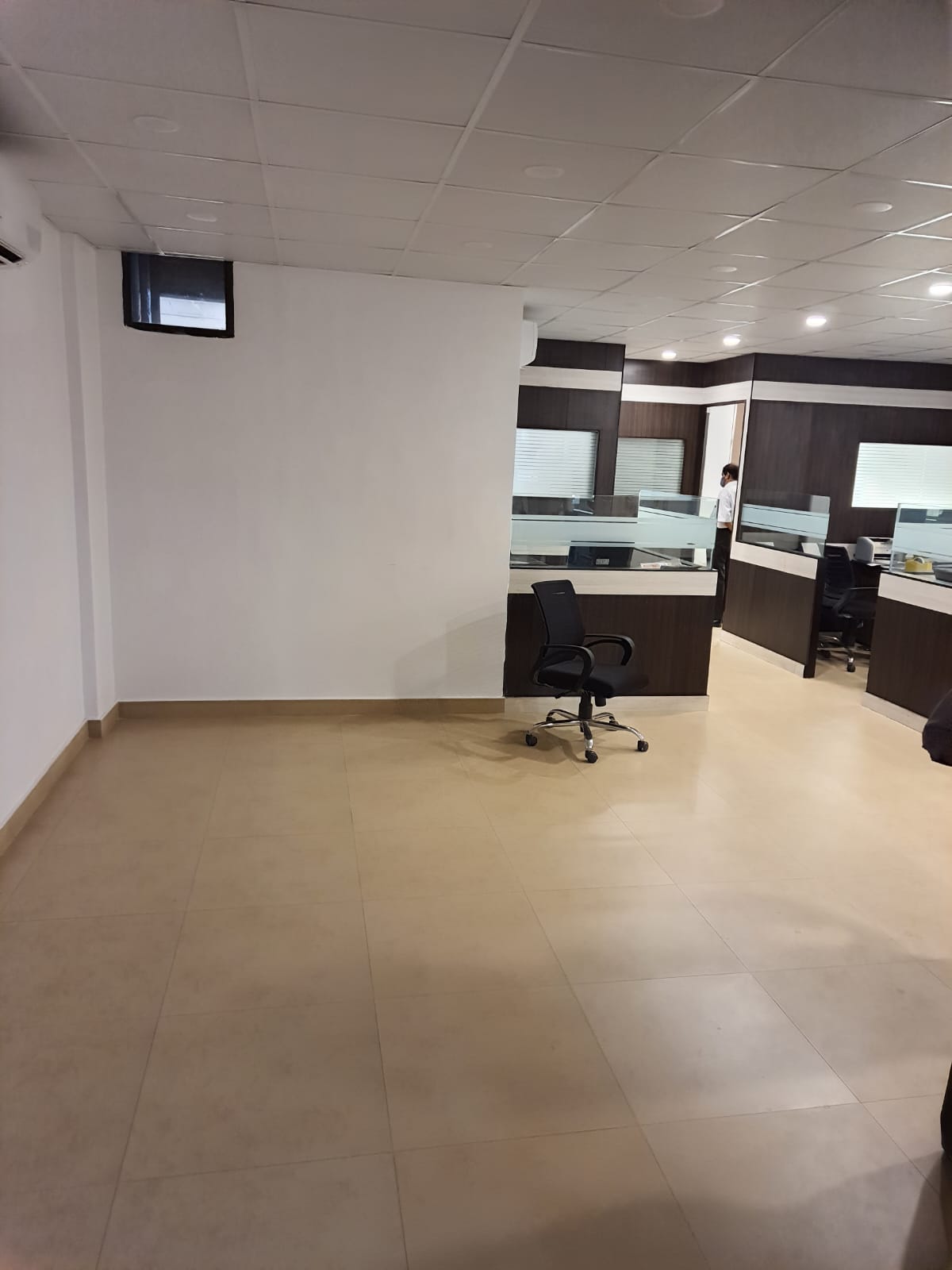 Office Space For Rent in Sant Nagar