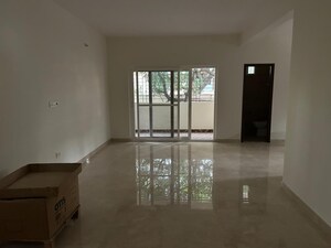 Room in 6+ BHK Apartment at Vivek Nagar – for Sale