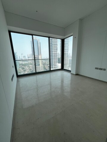 1 BHK Apartment For Rent in Lodha Vista, Lower Parel