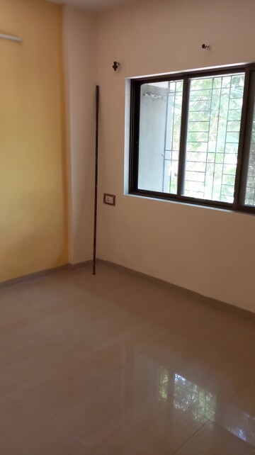 Room in 1 BHK Apartment at Rutu Enclave, Kasarvadavali – for Rent