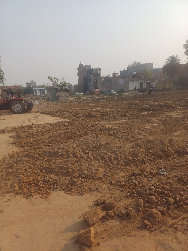 undefined, dheeraj nagar  75 Sq.Yd. Plot In Dheeraj Nagar Faridabad 8797865