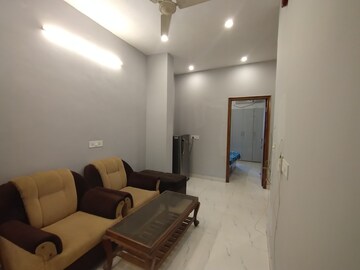 Living Room in 3 BHK Independent House at Sector 42 – for Rent