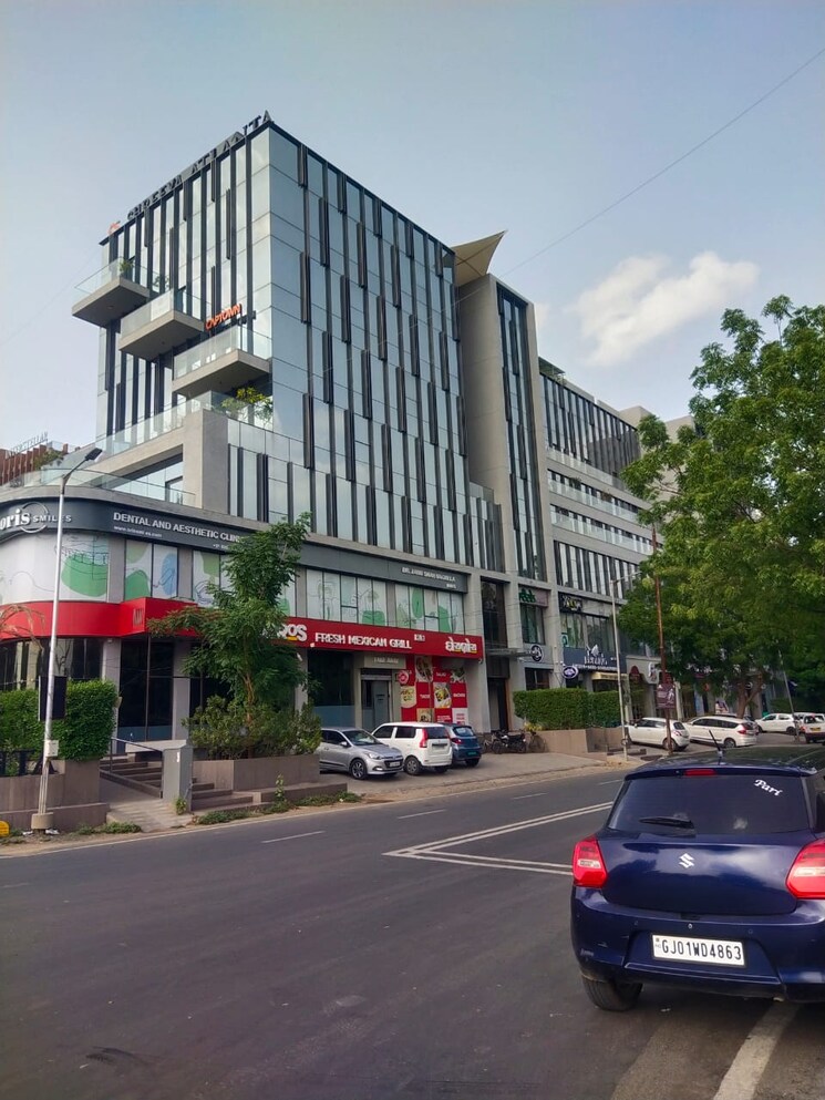 Exterior View, shreeya-atlanta Commercial Office Space 723 Sq.Ft. In Thaltej Ahmedabad 8797889