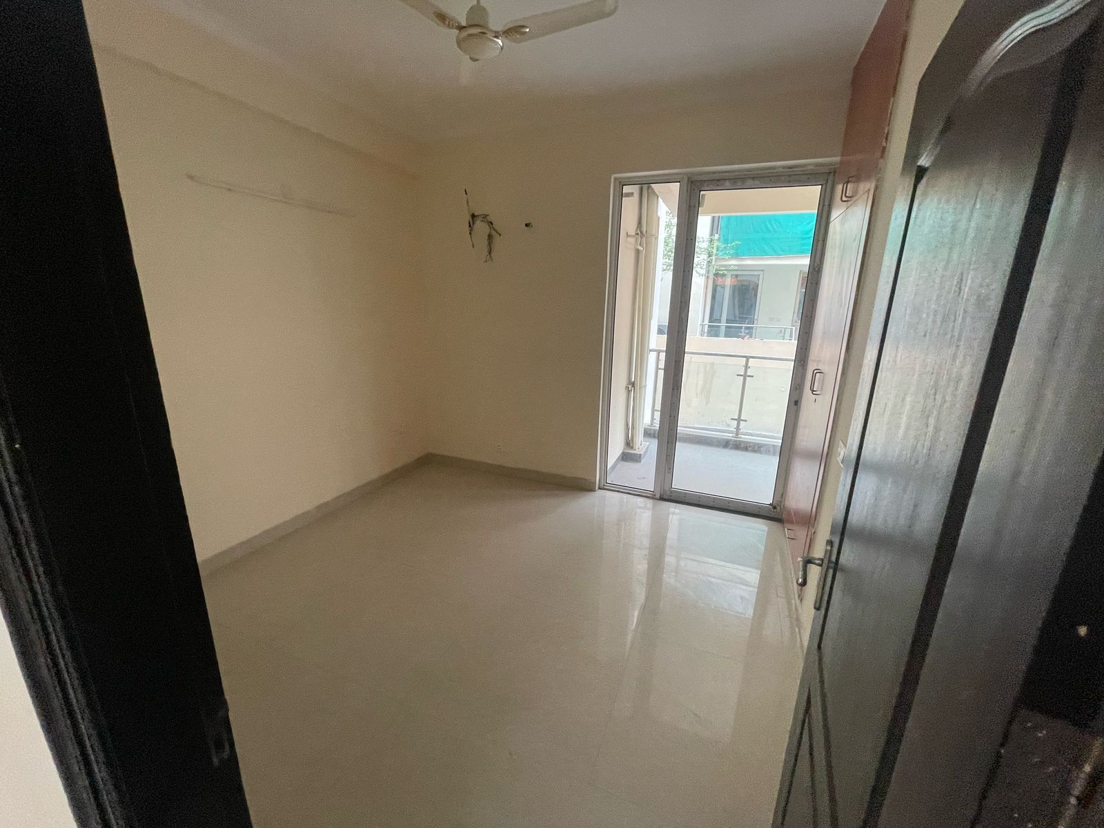 3 BHK Apartment For Sale in Smart World Gems