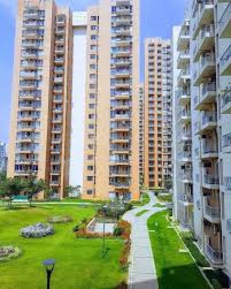Exterior View, pioneer-park-phase-1 2.5 Bedroom 1500 Sq.Ft. Apartment In Sector 61 Gurgaon 8797705
