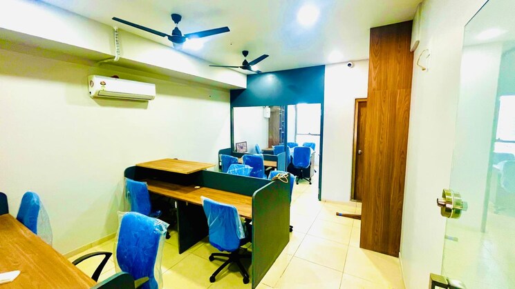 Team Area, science city Commercial Office Space 600 Sq.Ft. In Science City Ahmedabad 8797952