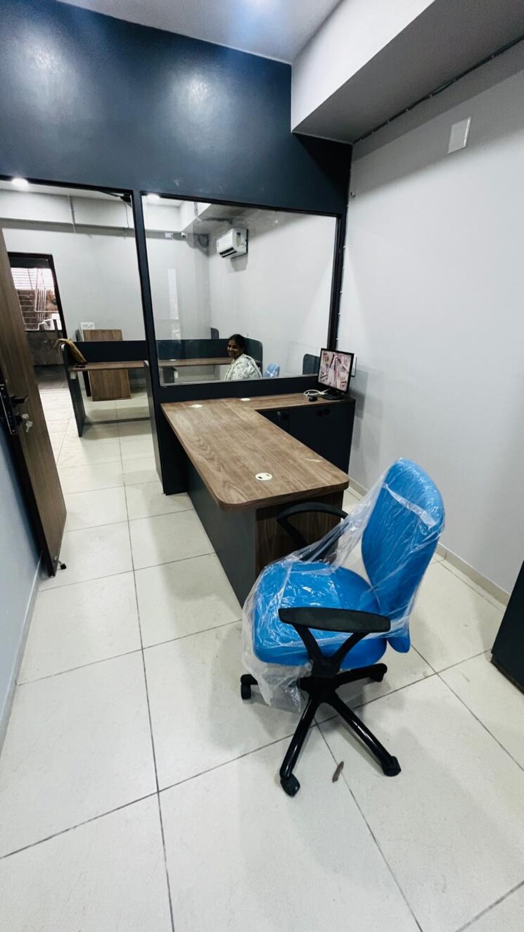 Team Area, science city Commercial Office Space 600 Sq.Ft. In Science City Ahmedabad 8797952