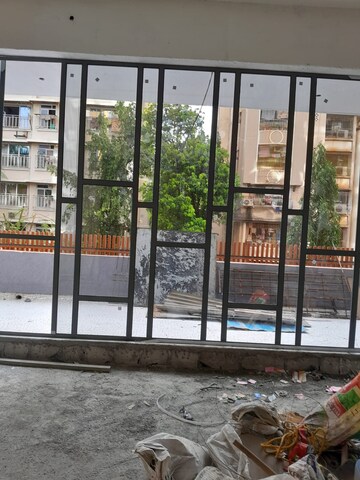  Showroom – Exterior View View at Borivali West - for Rent