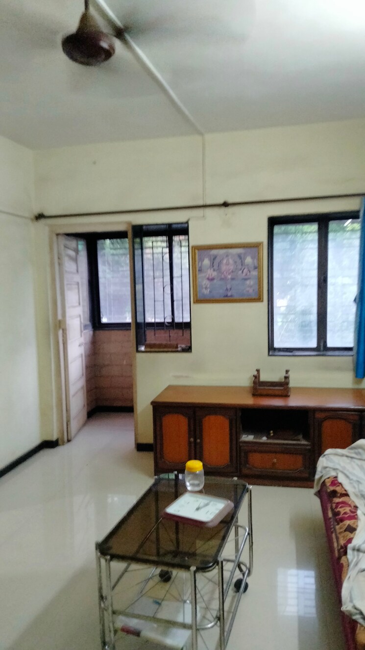 Living Room, stc-employees-chs 1 Bedroom 450 Sq.Ft. Apartment In Andheri East Mumbai 8798066