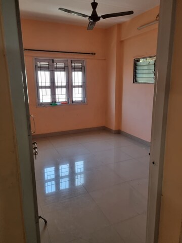 Room in 2 BHK Apartment at Powai Woods CHSL, Powai – for Rent