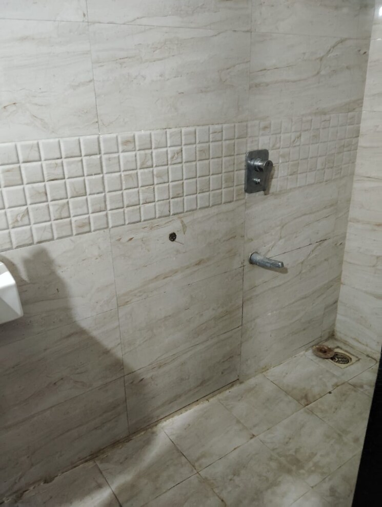 Bathroom, prime-space-utsav-homes 1 Bedroom 592 Sq.Ft. Apartment In Bavdhan Pune 8798048