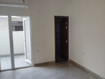 Room in 2 BHK Apartment at Wave Floors Premium, Wave City – for Sale
