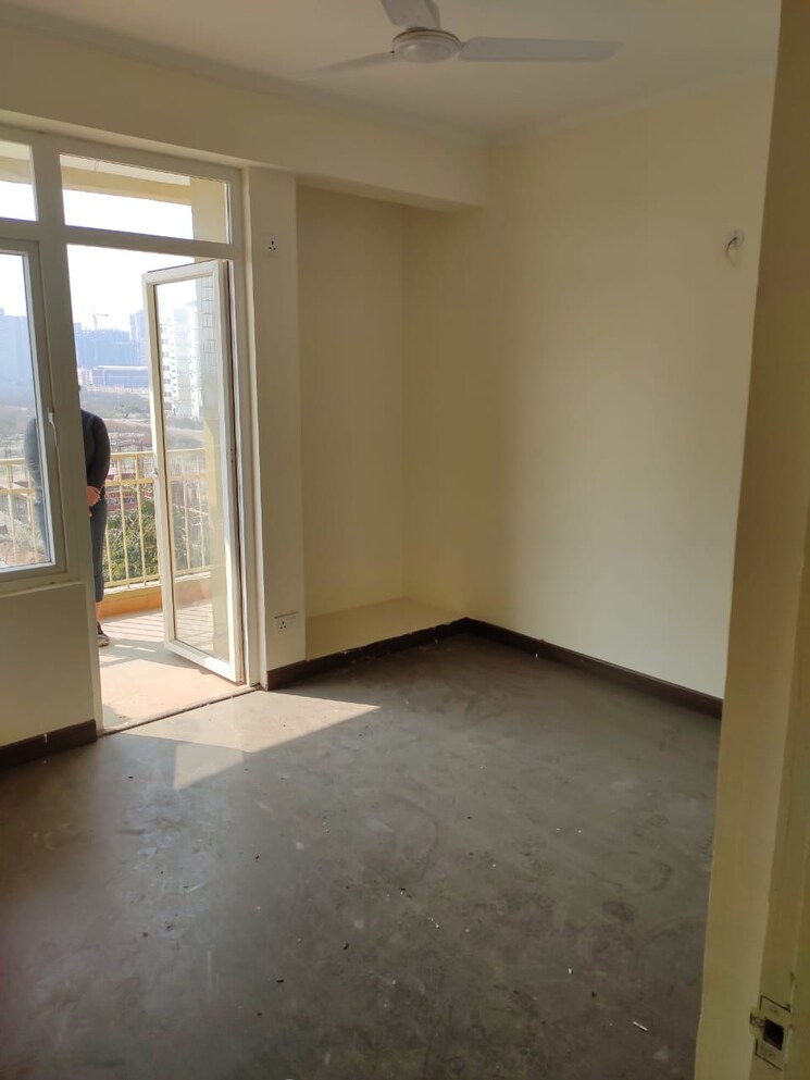 Room, supertech-ecociti 2 Bedroom 1082 Sq.Ft. Apartment In Sector 137 Noida 8798083