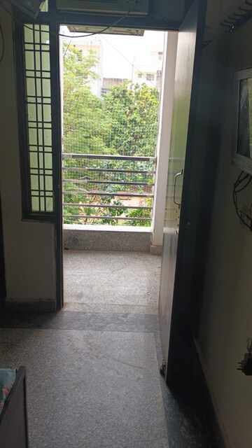 Balcony in 2 BHK Builder Floor at Sector 38 – for Rent