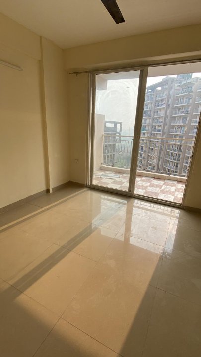 2 BHK Apartment For Rent in Pyramid Elite