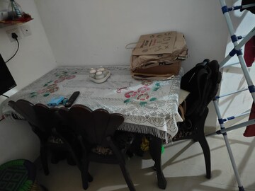 2 BHK Apartment For Rent in Ramprastha Awho, Sector 95