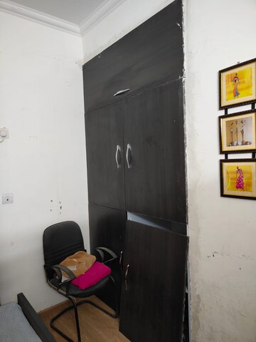 Furnished Amenities in 2 BHK Apartment at Ramprastha Awho, Sector 95 – for Rent