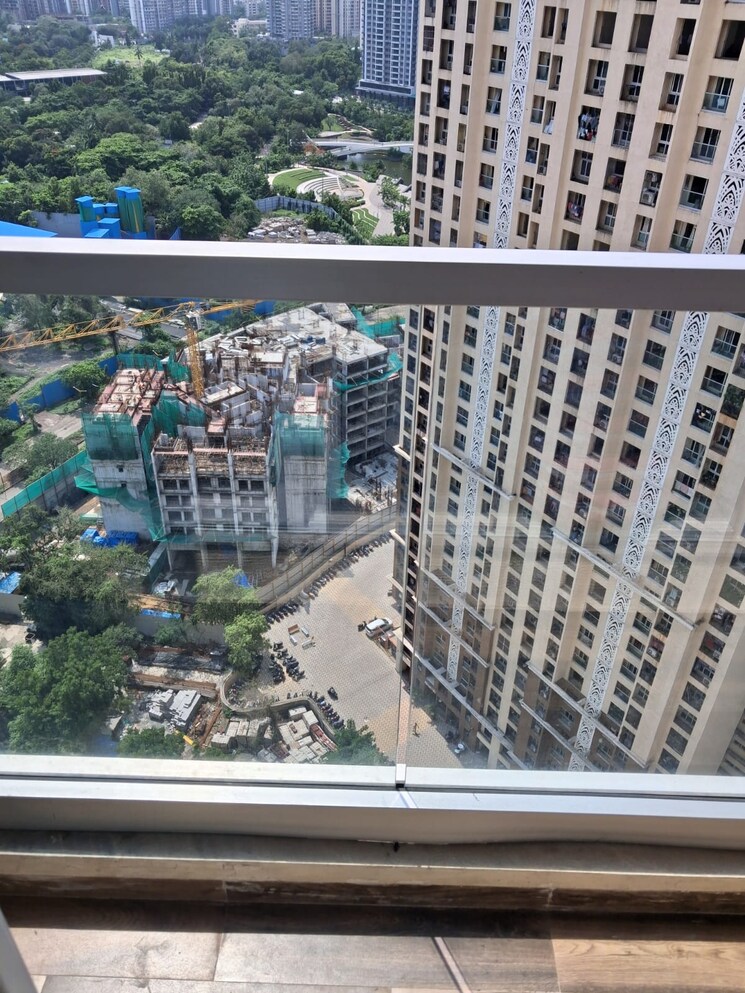 Balcony, dosti-west-county 2 Bedroom 657 Sq.Ft. Apartment In Balkum Pada Thane 8798344
