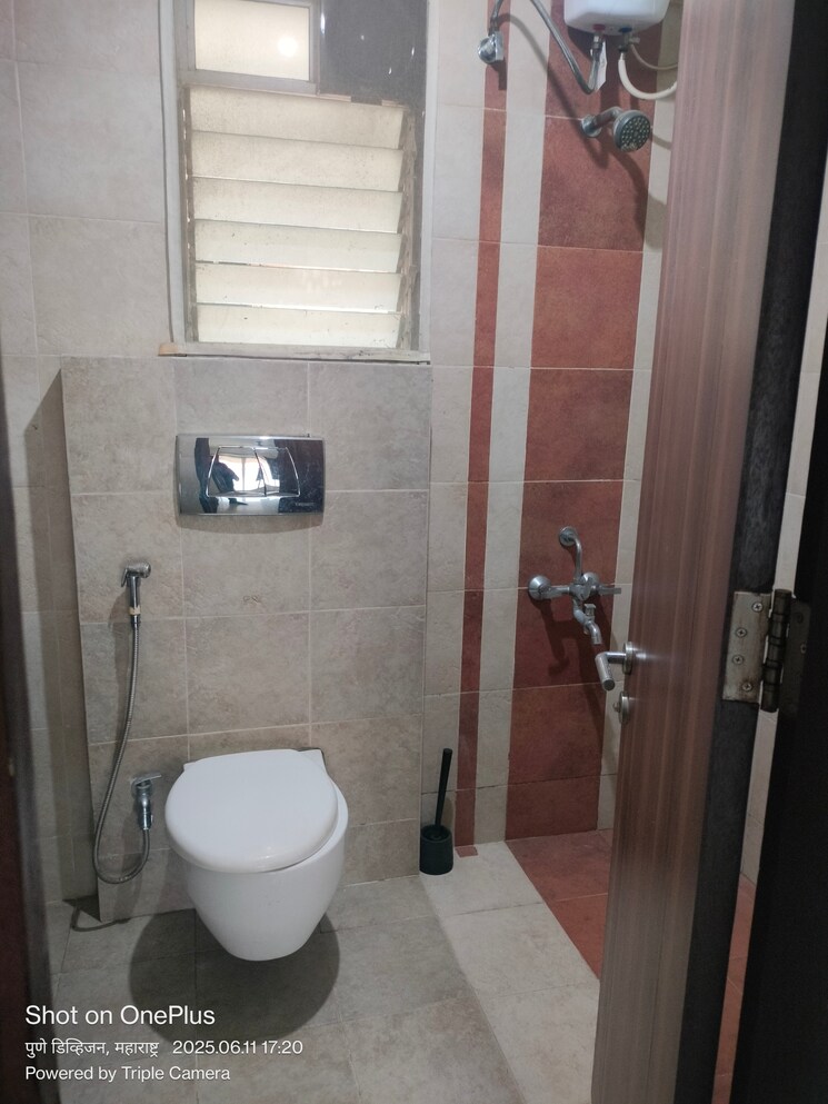 Bathroom, kukreja-heritage 2 Bedroom 1325 Sq.Ft. Apartment In Dhanori Pune 8798666