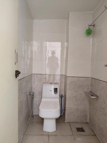 Bathroom in 3 BHK Builder Floor at Sector 69 – for Rent