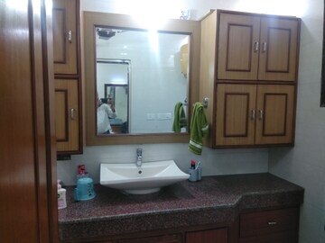 Bathroom in 4 BHK Apartment at Sector 6 Dwarka – for Rent