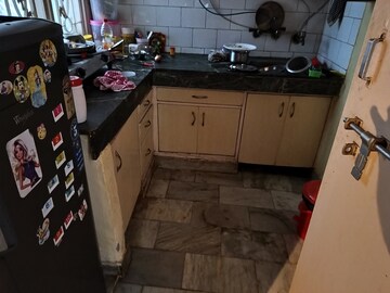 Kitchen in 2 BHK Apartment at Shipra Suncity, Vaibhav Khand – for Rent