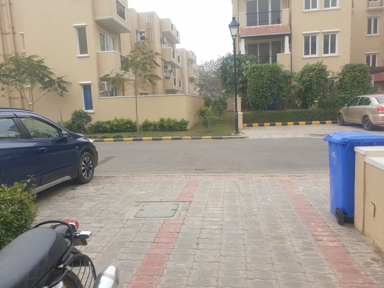 2 BHK + Extra Room Builder Floor For Rent in Emaar MGF Emerald Hills