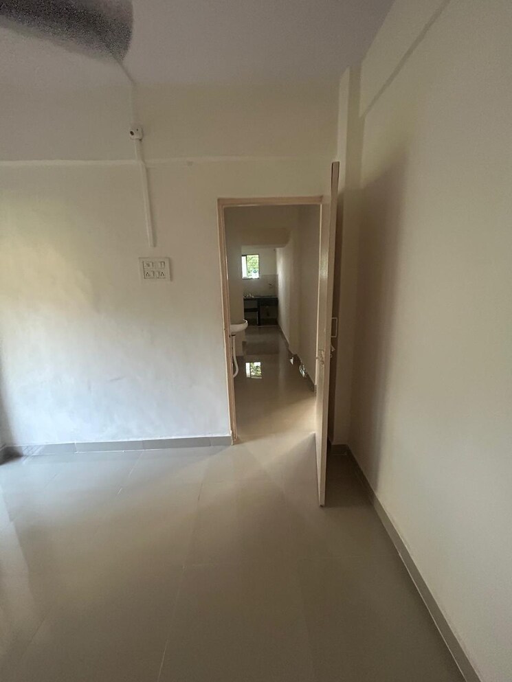 Room, dombivli east 2 Bedroom 720 Sq.Ft. Apartment In Dombivli East Thane 8798662