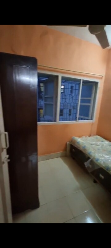Living Room in 1.5 BHK Apartment at MP Pandurangwadi Laxmi Niwas CHS, Goregaon East – for Rent