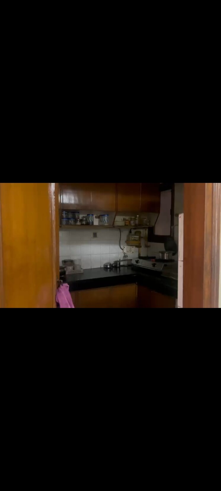 Kitchen, lajpat nagar 2 Bedroom 1003 Sq.Ft. Builder Floor In Lajpat Nagar Delhi 8798744