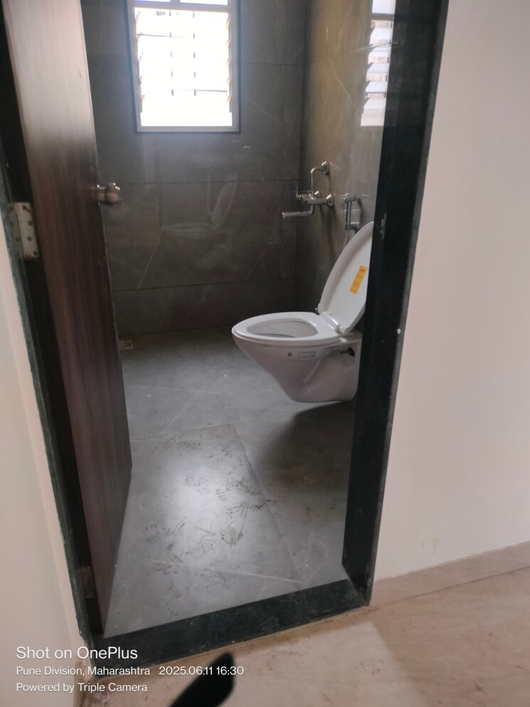 Bathroom, tirupati-angaan 2 Bedroom 1200 Sq.Ft. Apartment In Dhanori Pune 8798724