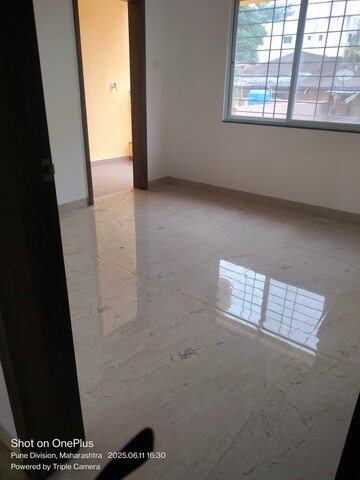 2 BHK Apartment For Rent in Tirupati Angaan, Dhanori