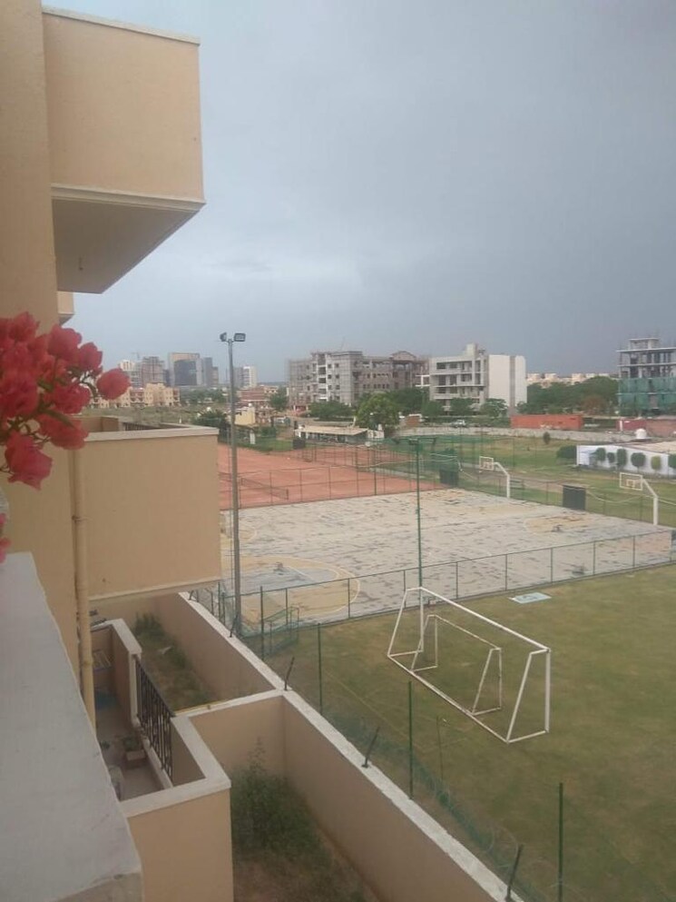 Swimming Pool, emaar-emerald-floors 3 Bedroom 1380 Sq.Ft. Builder Floor In Sector 65 Gurgaon 8798723