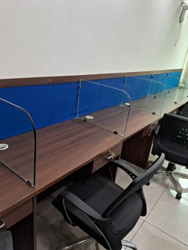 Team Area, sector 3 Commercial Office Space 1250 Sq.Ft. In Sector 3 Noida 8798731