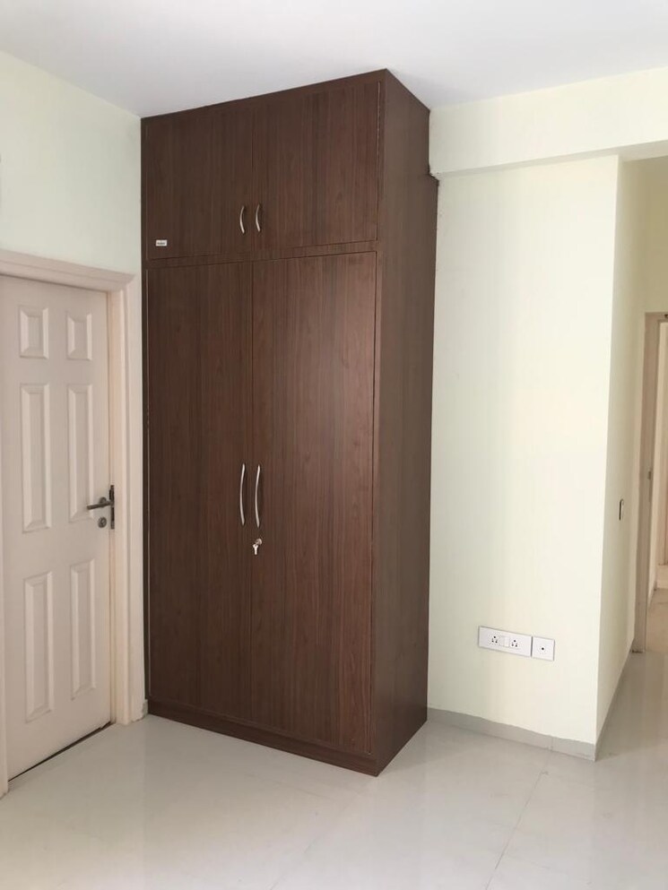 Room, emaar-emerald-floors 3 Bedroom 1380 Sq.Ft. Builder Floor In Sector 65 Gurgaon 8798778